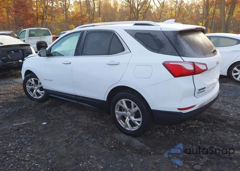 2018 Chevrolet Equinox Premier из США, поврежденный, VIN 2GNAXVEV5J6238525
